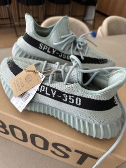 Yeezy Boost 350 V2