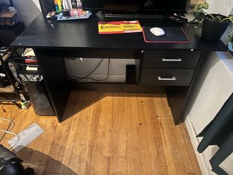 Black computer Desk