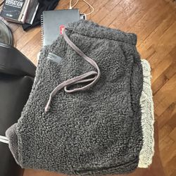 FEAR OF GOD x ESSENTIALS - Polar Fleece Pants “Iron” SS22 (Unisex XS)