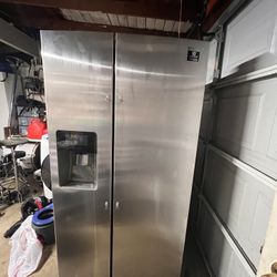 Samsung Fridge Model RS25J500DSR