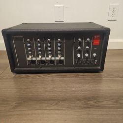 Fender Powered Mixer