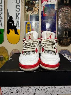 Air jordan 4 fire red size 9