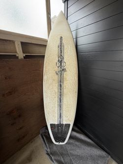 SURFBOARD- CHANNEL ISLANDS- HAPPY EVERYDAY