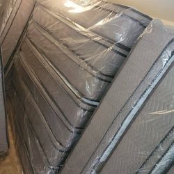 Mattress Set Plush Pillow Top 