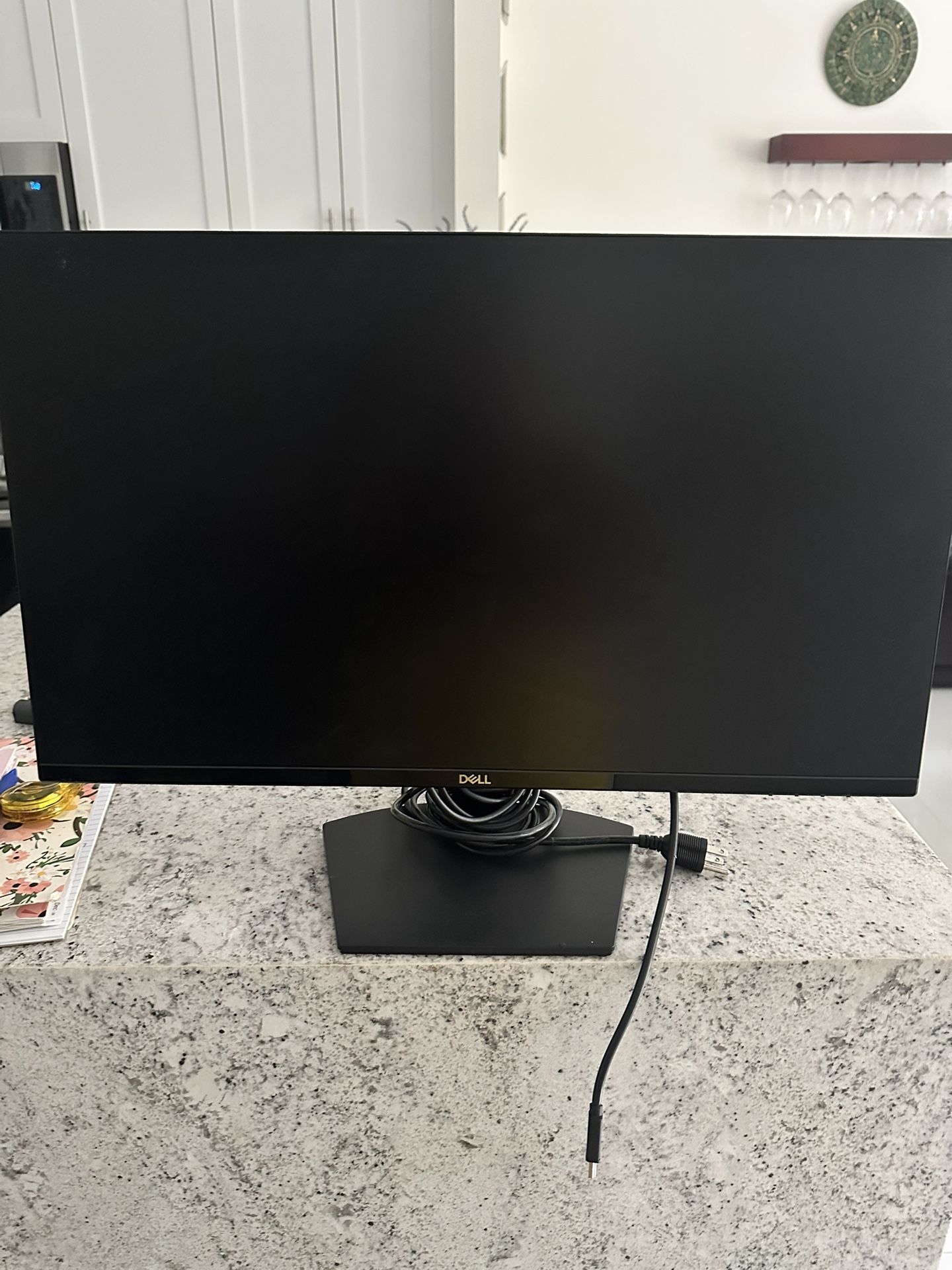24 inches Dell Monitor 