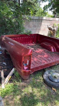 Truck bed