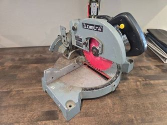 Small Delta 8 1/4" Corded Miter Saw