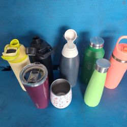 $40 Firm, Yes, It's Available, Lot Of 8 Double Insulated Stainless Steel Drinking Flasks, Excellent Condition And Quality, Corkcicle, Gatorade, Swell