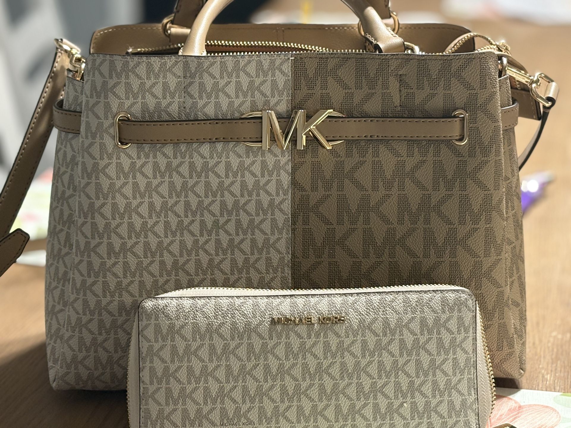 MK Purse