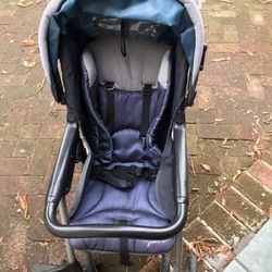 Compact And Sturdy Stroller