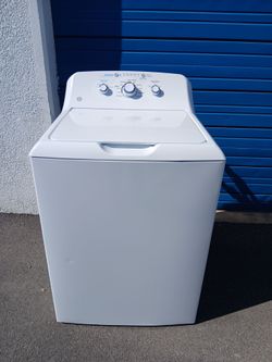 High Efficiency Washer Large Capacity In Great Working Condition ( Se Habla Español