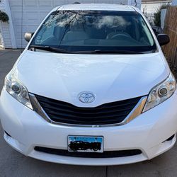 2013 Toyota Sienna