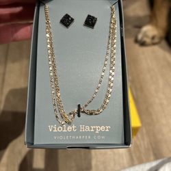Gold Choker Chain With Earrings 