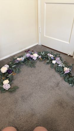 Purple wedding table flowers