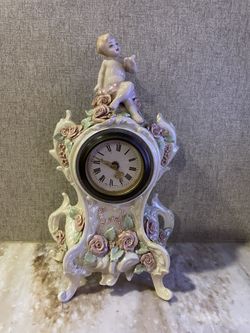 Antique Cherub And Rose Wind Up Mantel Clock