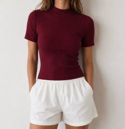 Burgundy Ribbed Mock Neck Top size XS
