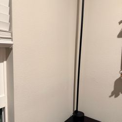 Corner lamp