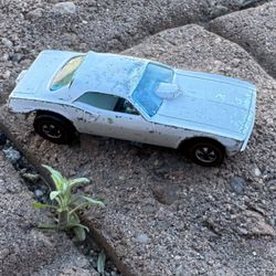 Vintage  Hot Wheels Redline 1969 Snake II die-cast car i