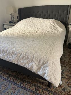 Platform Bed With Tufted Headboard