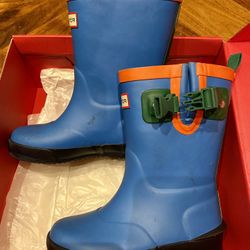 Kids Hunter rain boots (blue w/ orange trim)