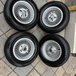 Set of 4 Tire Mounted Cyclone Rims 14x5.5