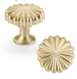$2 Each Gold Cabinet Knobs for Kitchen Cabinets and Dresser Drawers