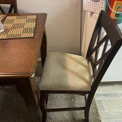 Dining  Table 