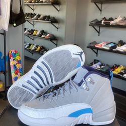 Jordan 12 Unc