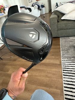 READ AD !! New Taylormade QI4D 9* Driver w/REAX 60g S Flex Shaft