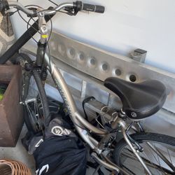 Multi Track 7100 Trek  Bike 