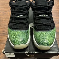 Jordan 11 Low Snake Skin