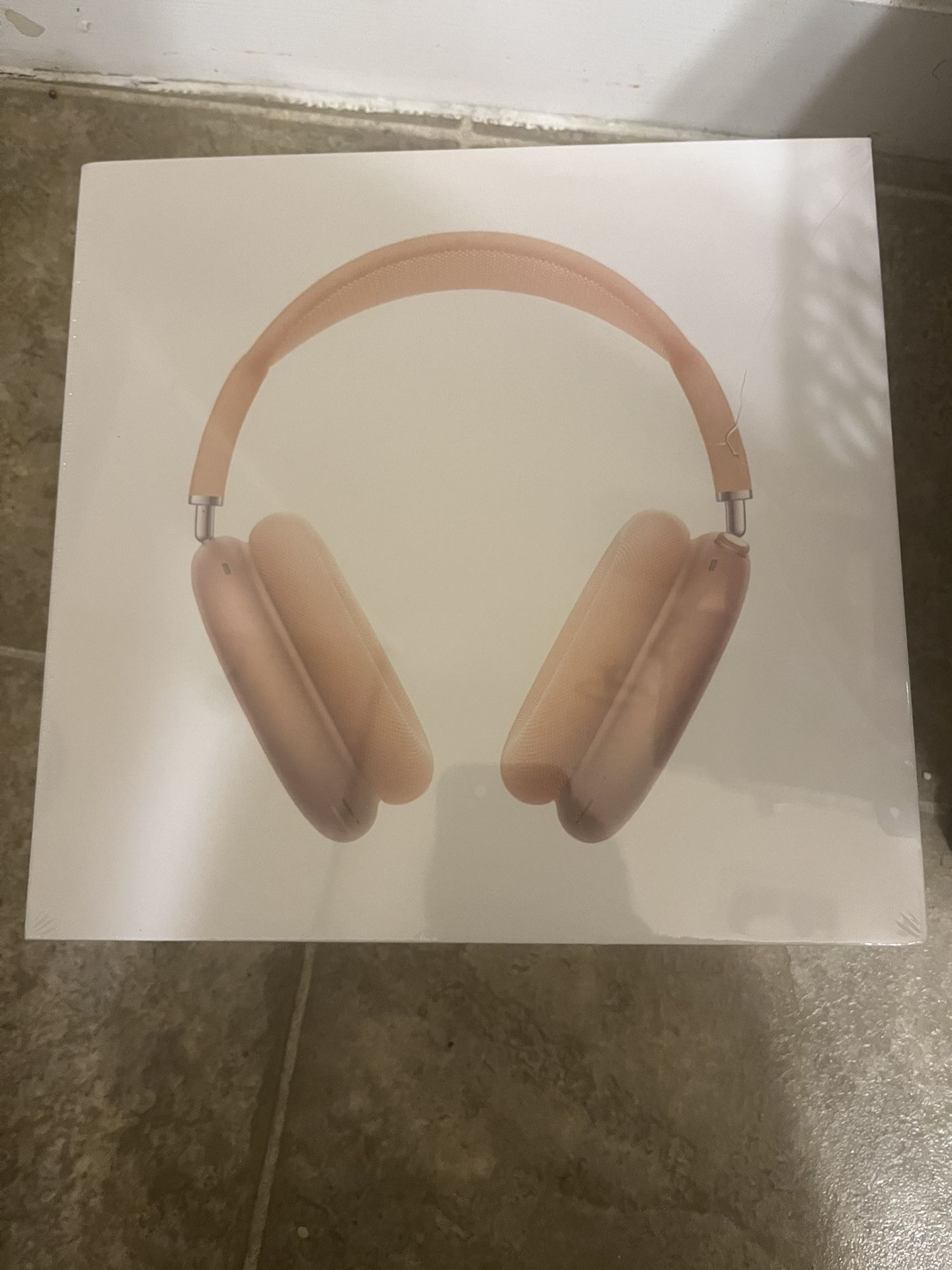 High Quality Wireless Earbuds Compatible with Apple iPhone