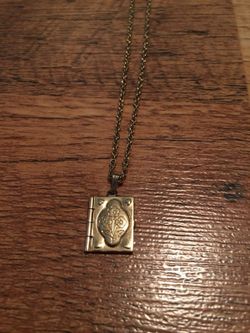 Avon Book Locket Necklace opens
