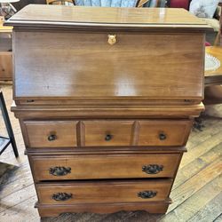 Stunning Three Drawer Flip Top Secretary Desk/Dresser. Excellent condition.