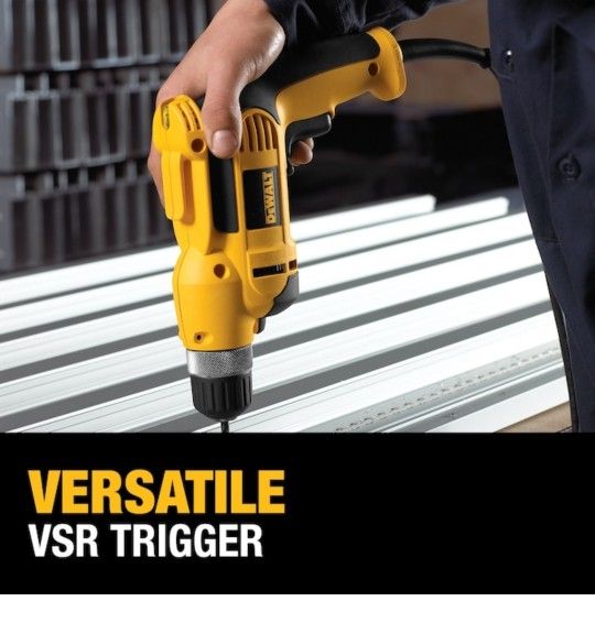 Dewalt 3/8in Keyless Corded Drill