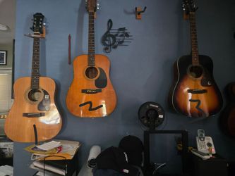 Acoustic Guitar Collection – 3 Guitars