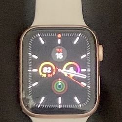 Apple Watch Series 4 44mm Gps WiFi Gold