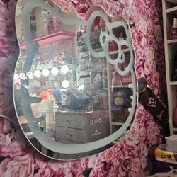 Impressions Vanity Hello Kitty Mirror