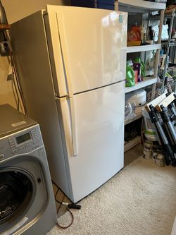 Whirlpool Refrigerator Like New