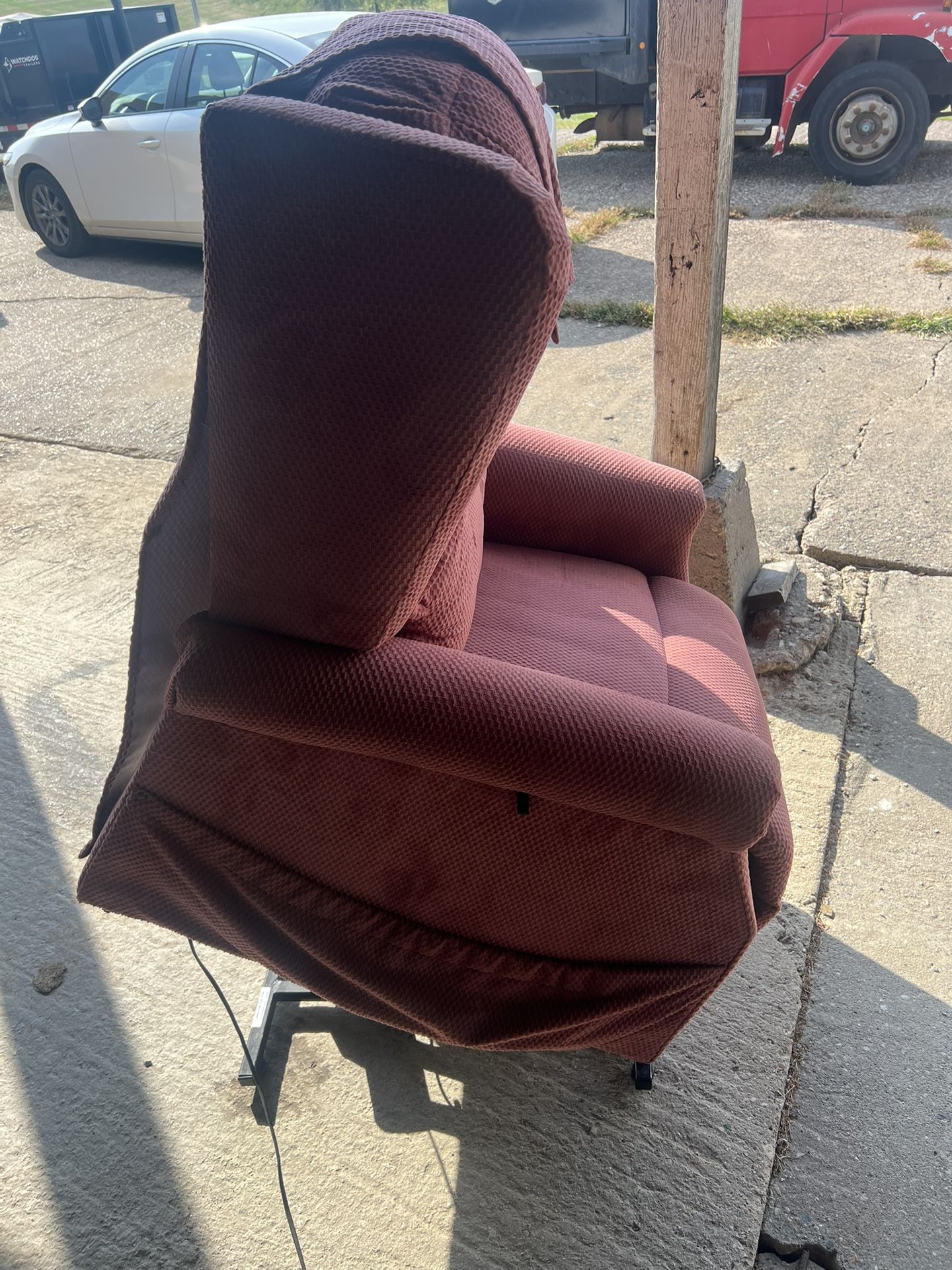 Pink Lift Chair