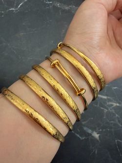 Bangles
