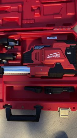 Milwaukee 12V Cordless HammerVac Universal Dust Extractor M12