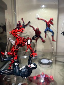 Selling all my mafex