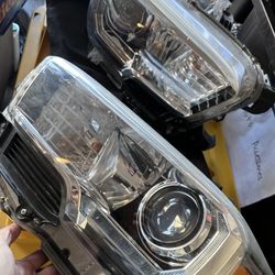 2016 Tacoma Trd headlights / Taillight
