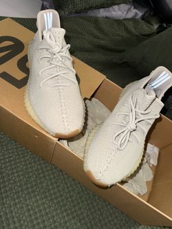 Yeezy sesame size 9m