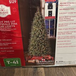 7 Foot Christmas Tree