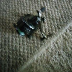 ECC130 SPINNING FISHING REEL
