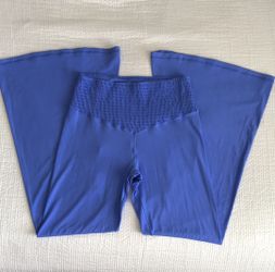 Aerie Extra Flare Leggings With Smocked Waist Size XL