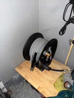 MTM Hydro 50' Premium Hose Reel Kit