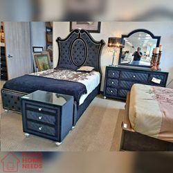 5 Pieces Black Color King & Queen Bed Set